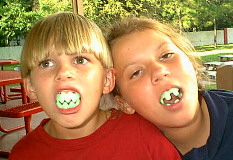 Badteeth.jpg (20575 bytes)